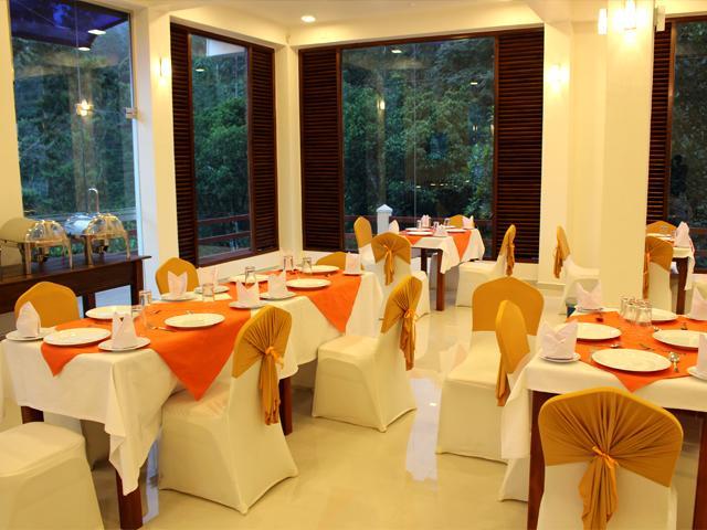Delhousie Hotel Nallathanniya Exterior photo